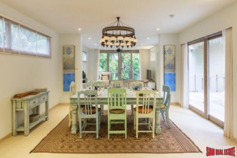 16 dormitorios Villa en Surat Thani, Thailand No. 96448 15