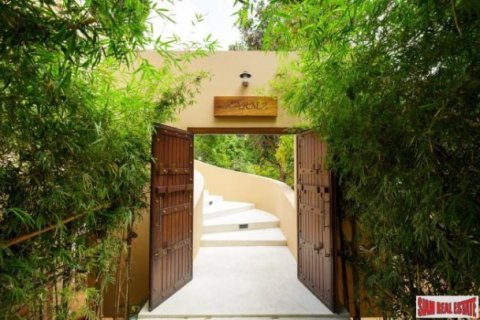 16 dormitorios Villa en Surat Thani, Thailand No. 96448 16