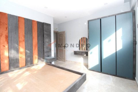 4 bedrooms Apartment in Tan Xuan, Vietnam No. 17354 3