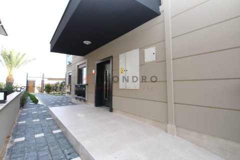 4 bedrooms Apartment in Tan Xuan, Vietnam No. 17354 16