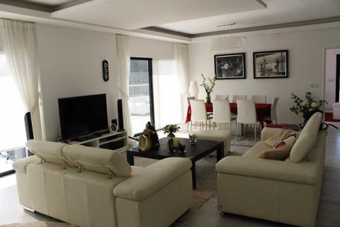 Пентхаус с 3 спальнями в Лимассол, Кипр №80945 3