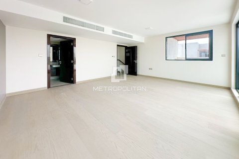 Вилла с 5 спальнями в Hoa Cuong Nam, Вьетнам №87236 5