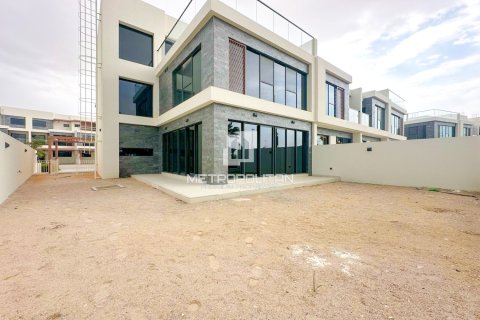 Вилла с 5 спальнями в Hoa Cuong Nam, Вьетнам №87236 10