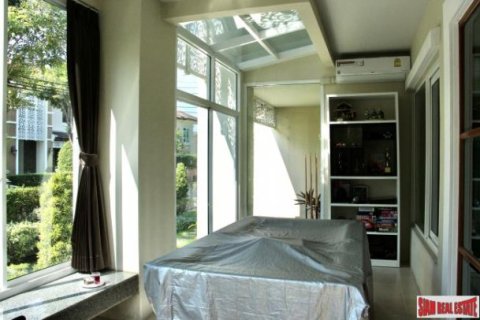 4 bedrooms House in Bangkok, Thailand No. 96166 23
