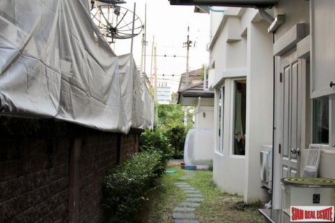 4 bedrooms House in Bangkok, Thailand No. 96166 21