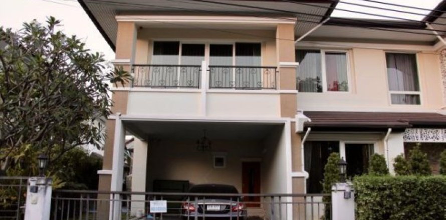 4 bedrooms House in Bangkok, Thailand No. 96166