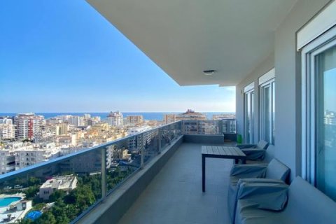 4 rooms Apartment in Mahmutlar, Turkey No. 124281