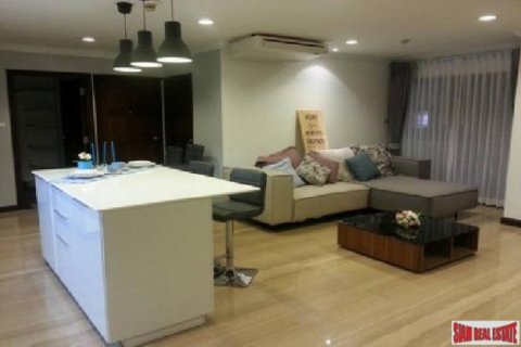 3 bedrooms Hotel Apartment in Bangkok, Thailand No. 96816 10