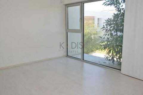 Вилла с 4 спальнями в Энгоми, Кипр №80639 8