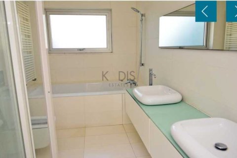 Вилла с 4 спальнями в Энгоми, Кипр №80639 12