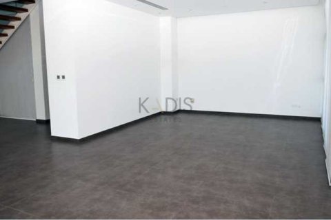 Вилла с 4 спальнями в Энгоми, Кипр №80639 3