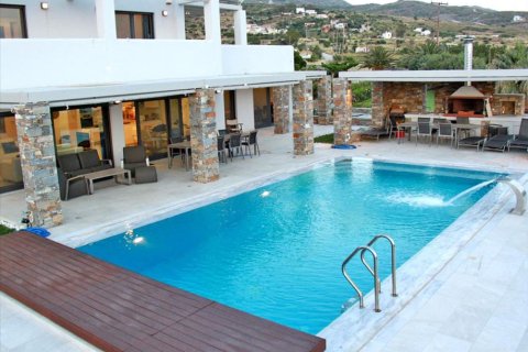 8 dormitorios Villa en Central Greece, Greece No. 49559 1