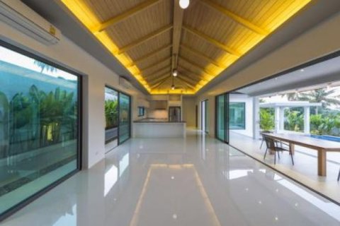 3 bedrooms Villa in Ko Samui, Thailand No. 96566 8
