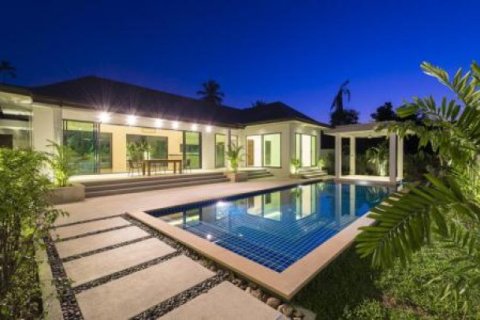 3 bedrooms Villa in Ko Samui, Thailand No. 96566 1