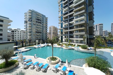 3 rooms Appartement à Mahmutlar, Turkey No. 21767