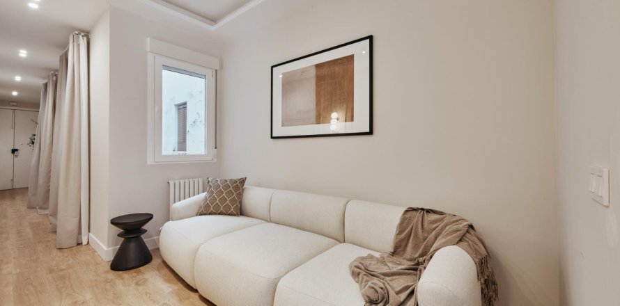 2 chambres Appartement à Madrid, Spain No. 126260