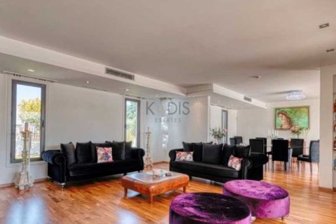 Вилла с 6 спальнями в Дромолаксия, Кипр №80754 15