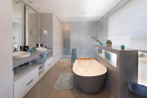 6 bedrooms Villa in Cat Trinh, Vietnam No. 27297 16