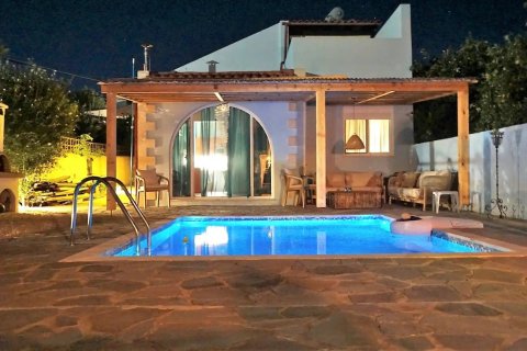 3 bedrooms House in Chania, Greece No. 104415 1