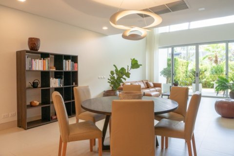 2 bedrooms Duplex in Phuket, Thailand No. 96743 12