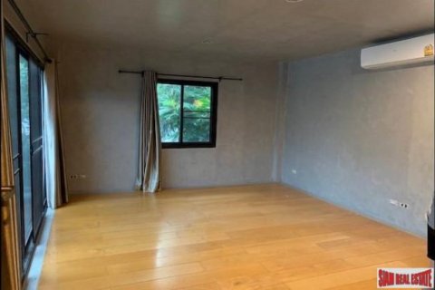 3 bedrooms House in Bangkok, Thailand No. 96191 6