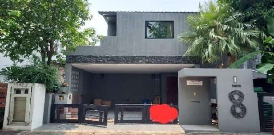 3 bedrooms House in Bangkok, Thailand No. 96191