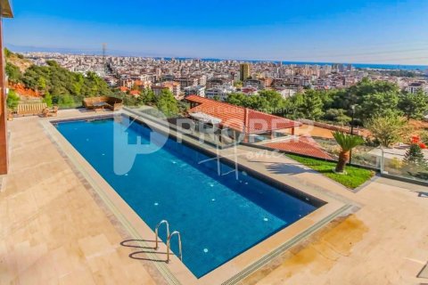 Вилла с 5 комнатами в Тханькхе, Вьетнам №11383 3