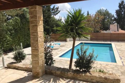 Вилла с 3 спальнями в Тала, Кипр №84069 8