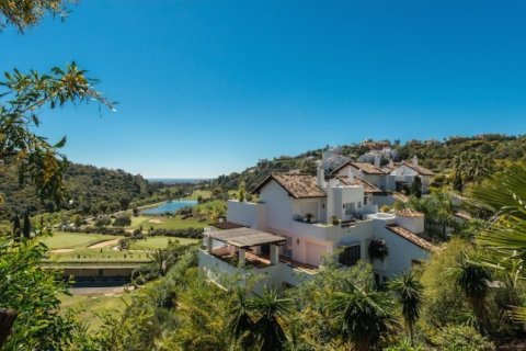 3 chambres Appartement à Benahavis, Spain No. 25176