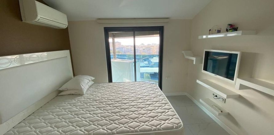 3 rooms Appartement à Alanya, Turkey No. 21480