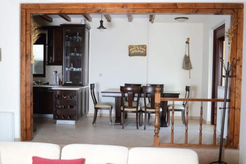 5 bedrooms Villa in Central Greece, Greece No. 104897 11