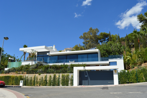 5 dormitorios Villa en Marbella, Spain No. 109850