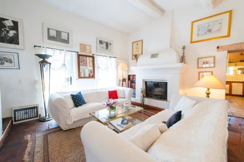 5 dormitorios House en Le Plan-de-la-Tour, France No. 100299 23