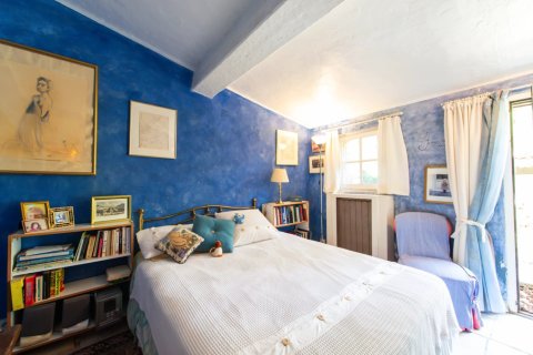 5 dormitorios House en Le Plan-de-la-Tour, France No. 100299 24