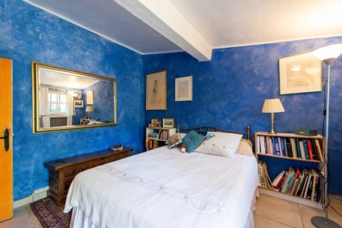 5 dormitorios House en Le Plan-de-la-Tour, France No. 100299 12