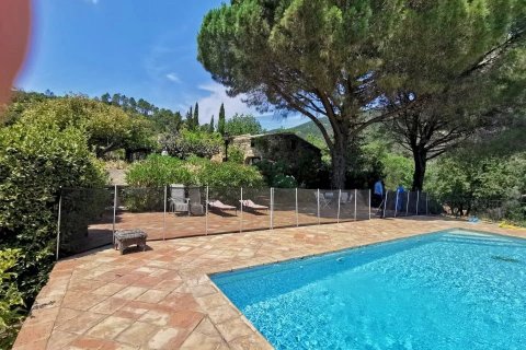 5 dormitorios House en Le Plan-de-la-Tour, France No. 100299 30