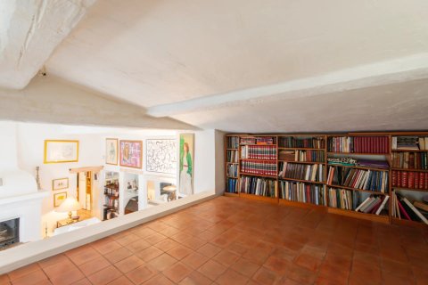 5 dormitorios House en Le Plan-de-la-Tour, France No. 100299 28