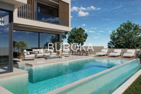 Дом с 4 спальнями в Энгоми, Кипр №100404 5