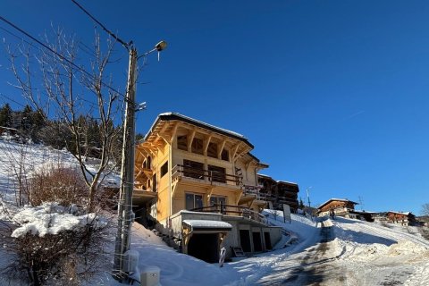 4 bedrooms Apartment in Morzine, France No. 99617 10