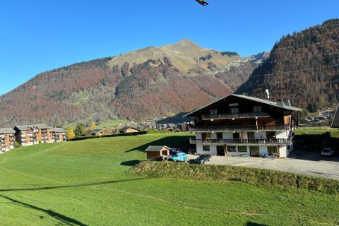 4 bedrooms Apartment in Morzine, France No. 99617 1