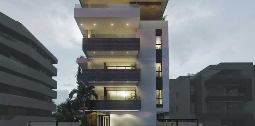 Квартира с 2 спальнями в Лимассол, Кипр №78398