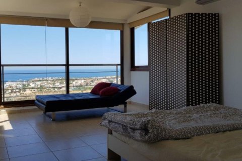 6 bedrooms Villa in Paphos, Cyprus No. 106092 11