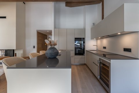 4 bedrooms Apartment in Chamonix-Mont-Blanc, France No. 99473 5