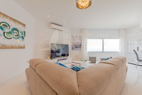 3 bedrooms Apartment in Famagusta, Cyprus No. 36573 17