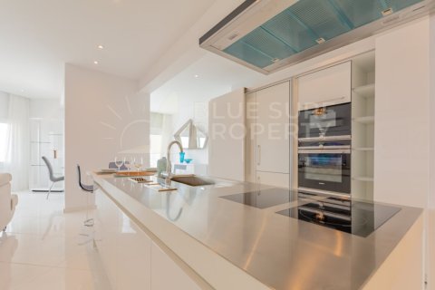 3 bedrooms Apartment in Famagusta, Cyprus No. 36573 26