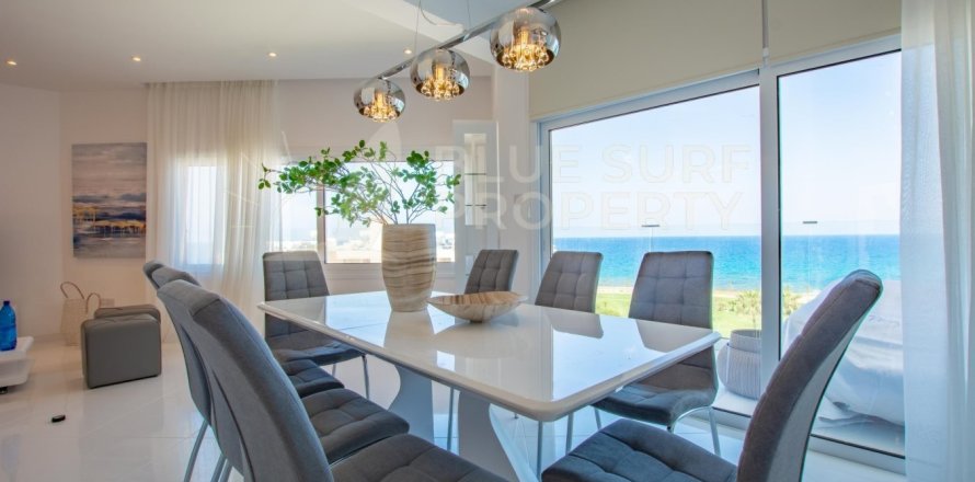 3 bedrooms Apartment in Famagusta, Cyprus No. 36573