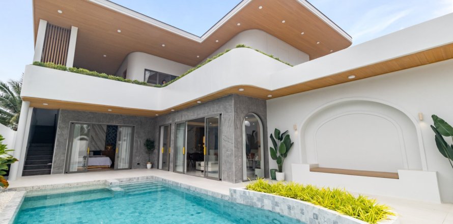 4 bedrooms Villa in Phuket, Thailand No. 89417