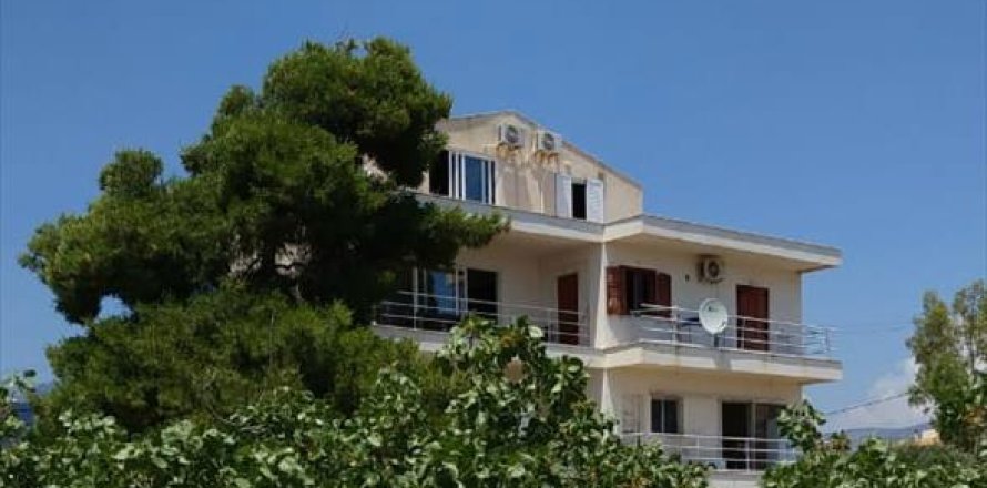 480m² Building in Agioi Theodoroi, Greece No. 57179