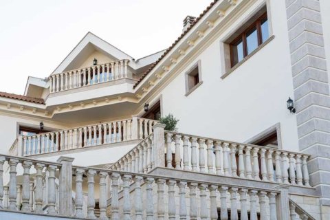 6 chambres Villa à Mouttagiaka, Cyprus No. 72578 2