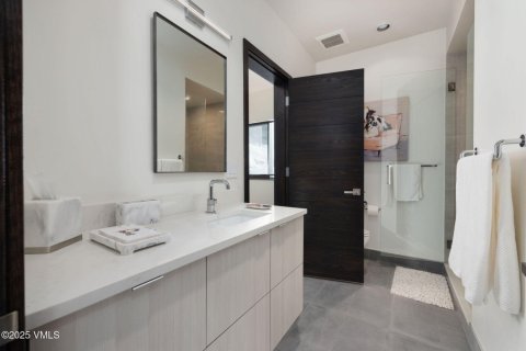 Дом с 4 спальнями в Эйвон, США №75943 24